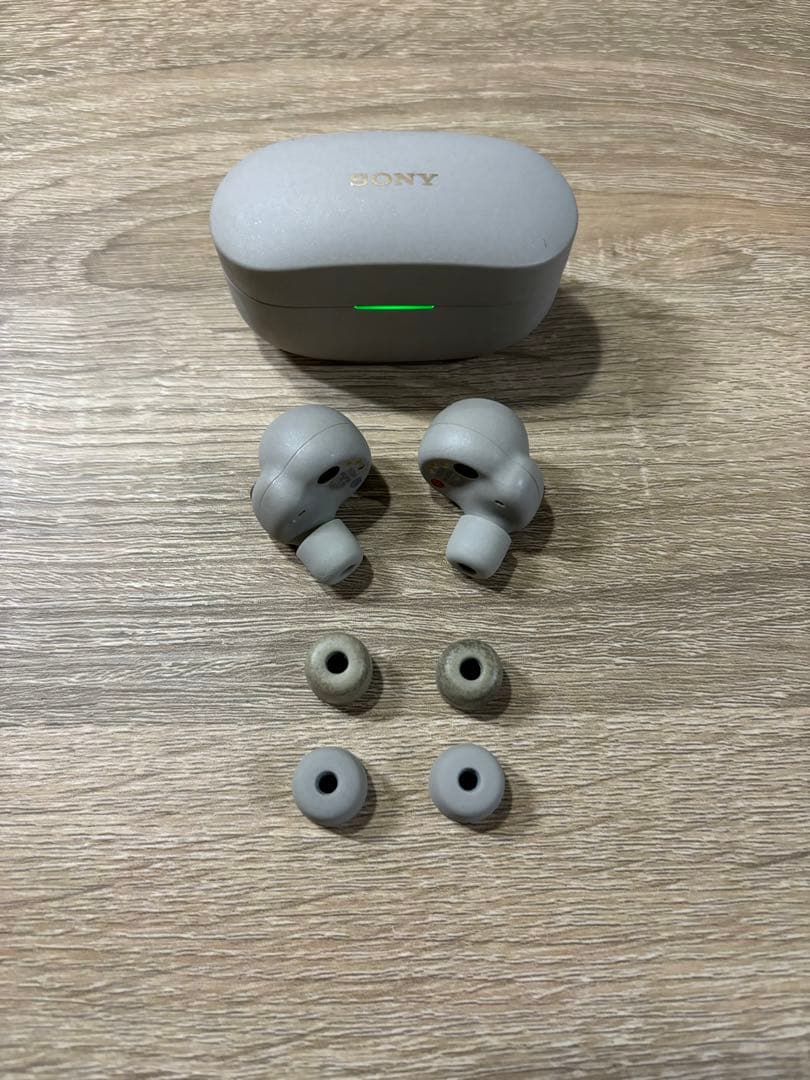 ヘッドホン SONY WF-1000XM4(S) SILVER