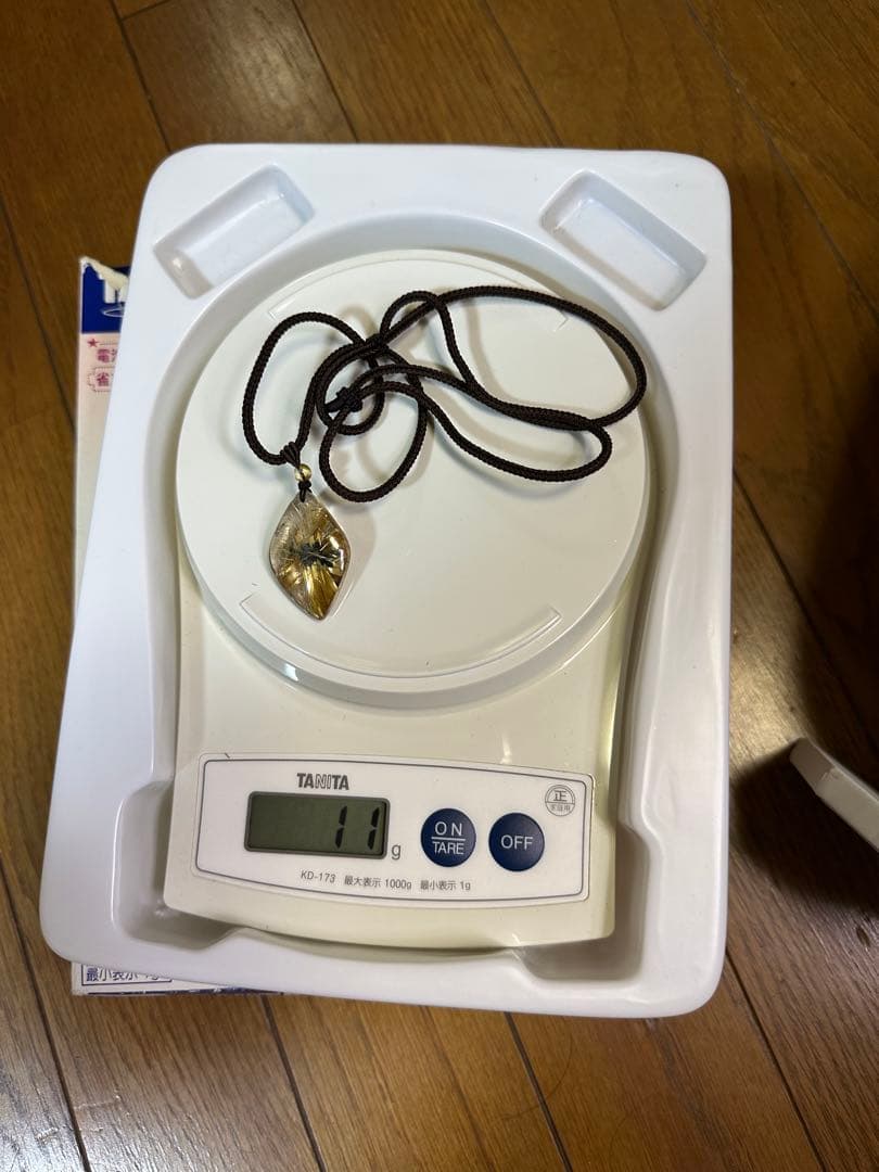 ルチルクォーツ リーフ型ペンダントネックレス