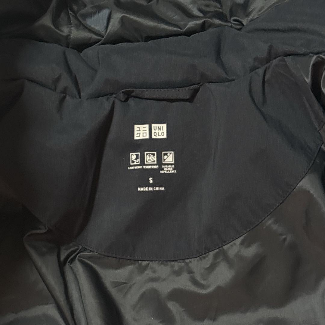 シームレスダウンロングコート ネイビー　420253 ユニクロ　UNIQLO