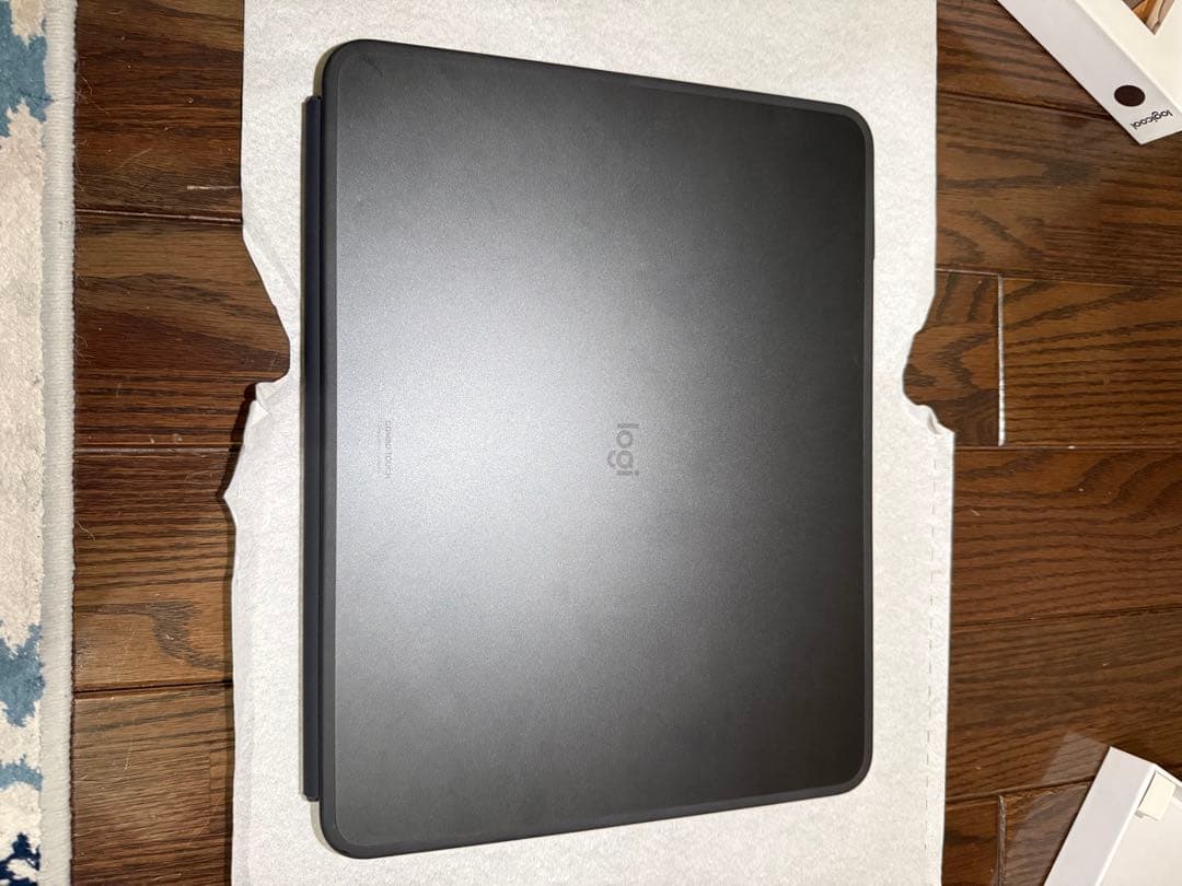 logicool Combo Touch iPad pro13インチ(m4)