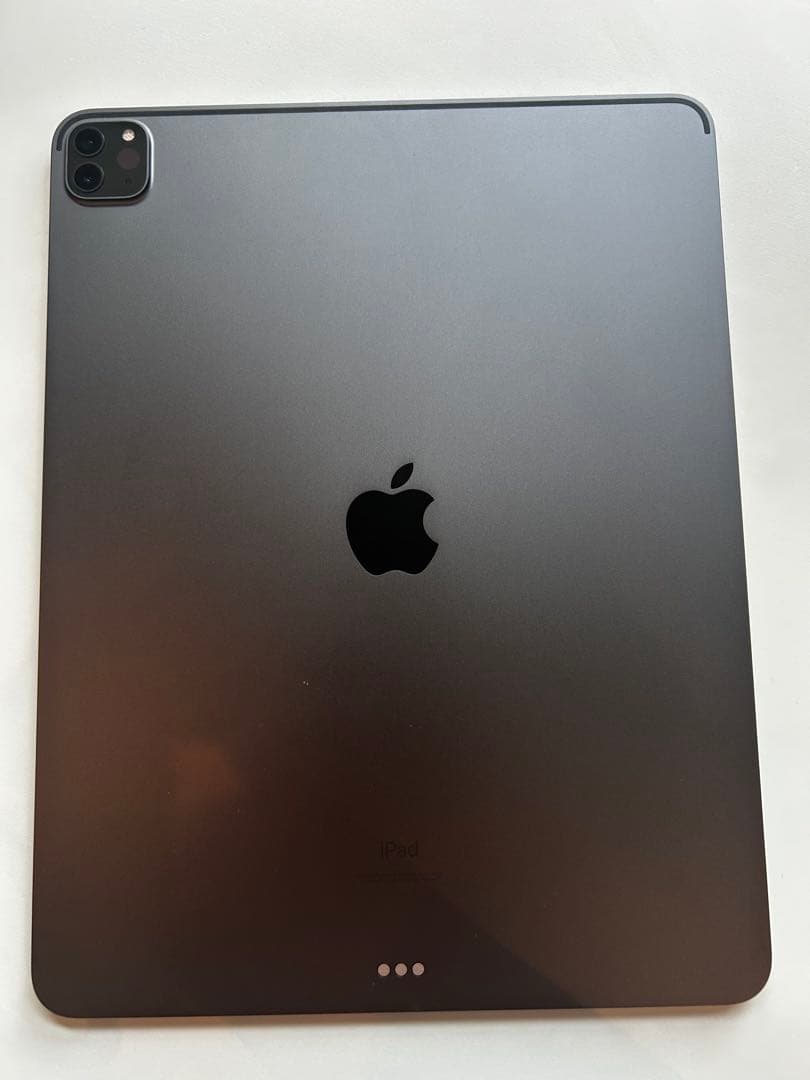 Apple iPad pro 第4世代12.9 (Combo touch付き)