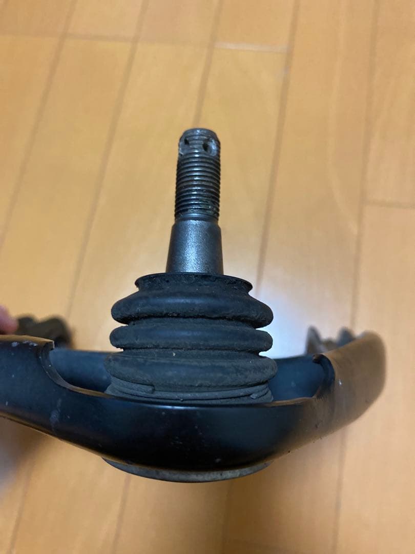 レクサス　IS 純正フロントアッパーアーム　GSE20