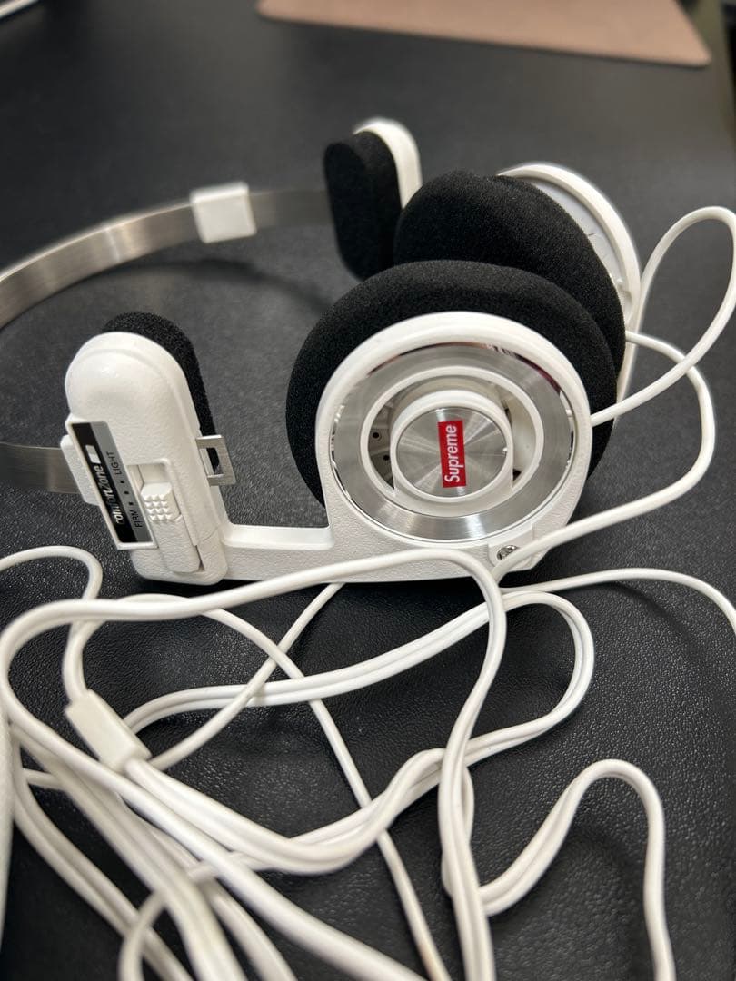 N*様 最終価格！supreme KOSS PortaPro ヘッドフォン　美品