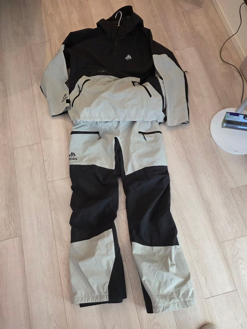 JONES スノーボード　24-25 ウエア上下セット