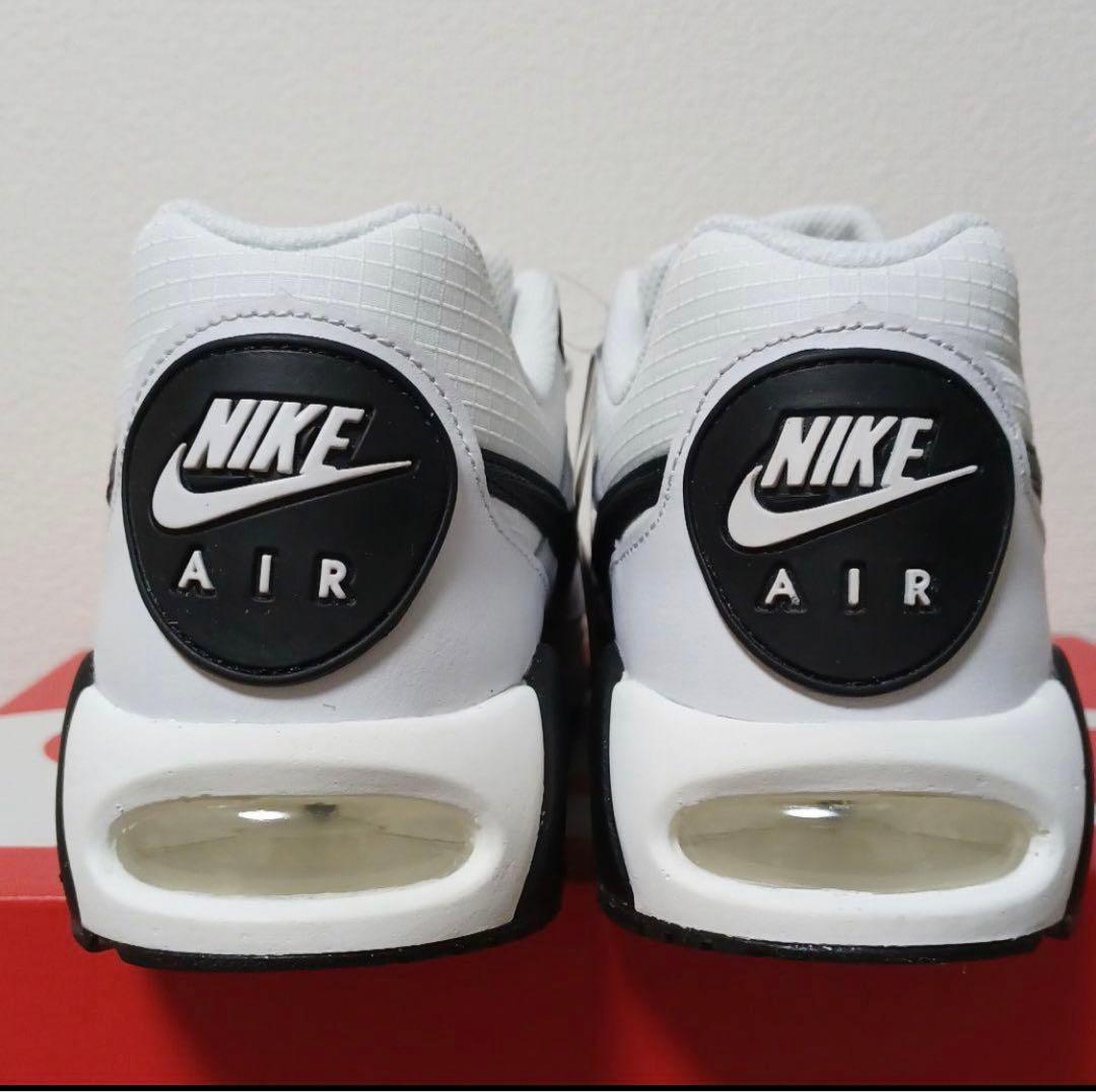 NIKE　AIRMAXivo　ナイキエアマックスivo