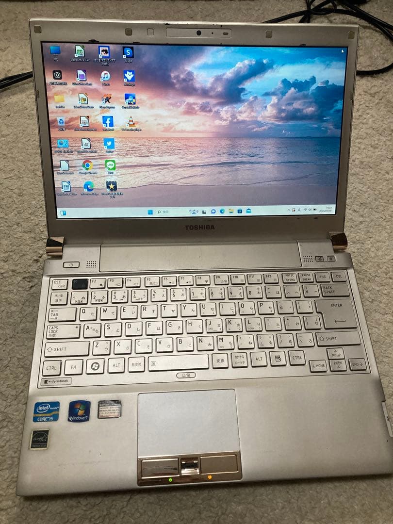 TOSHIBA dynabook R371/38EKノートPC