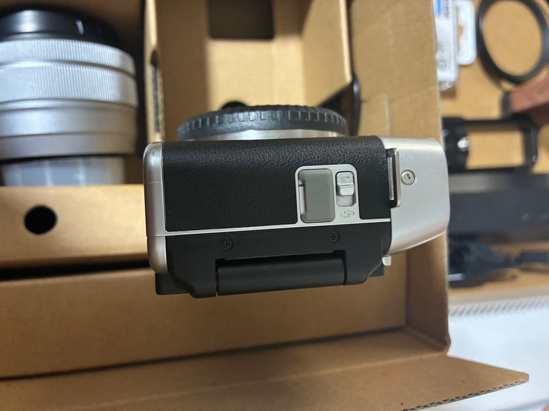 Beni様　FUJIFILM X-A7 レンズキット シルバー