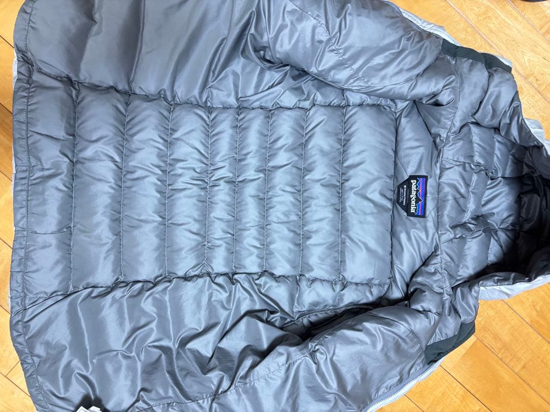 パタゴニア　ハイロフトダウン　レディース