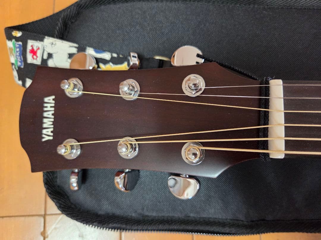【お値下げ】YAMAHA アコースティックギター