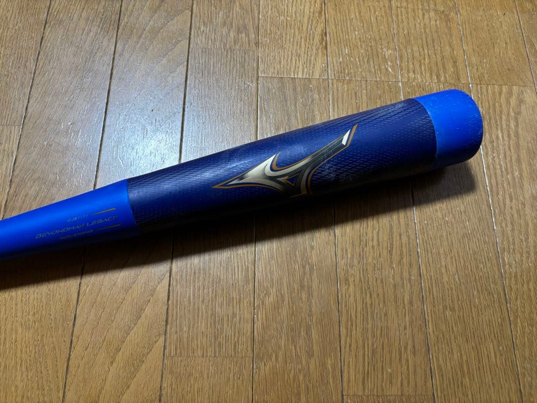 美品ミズノ 軟式野球バット レガシージュニア　79センチ　　560グラム平均