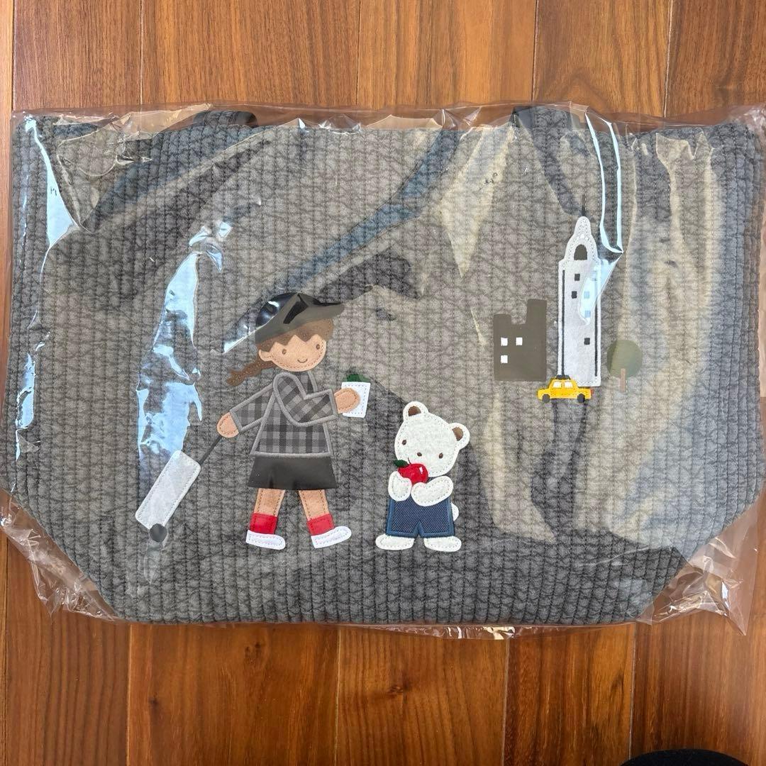 ファミリア　ピオヌンナル　familiar バッグ　voyage