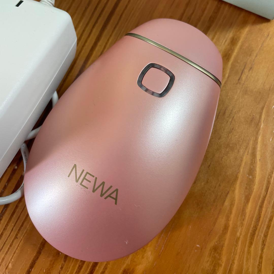 NEWA 美顔器 ピンク 充電器・ポーチ付き
