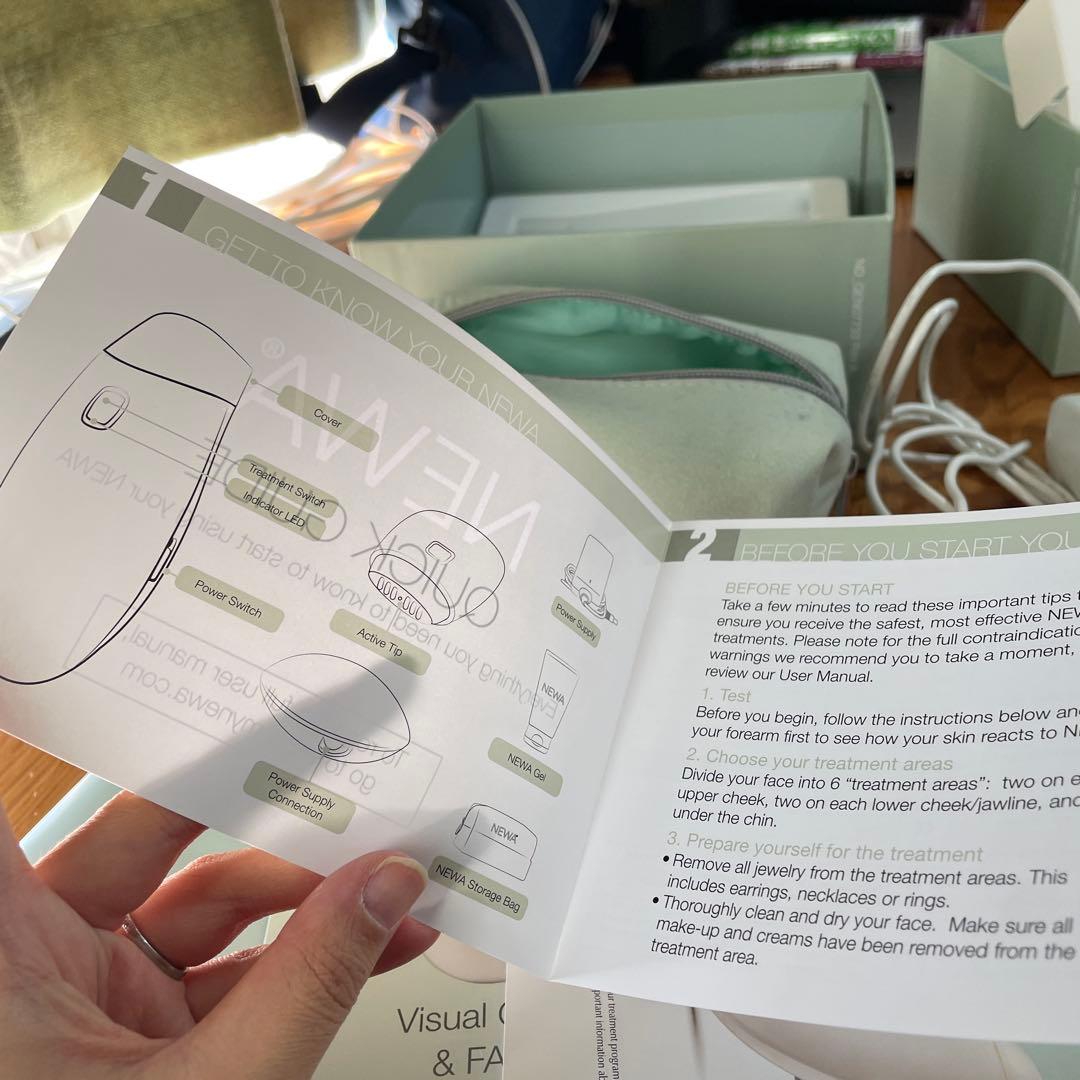 NEWA 美顔器 ピンク 充電器・ポーチ付き