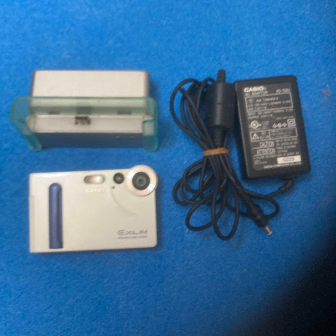 CASIO EXILIM デジタルカメラ 充電器・ドック付き