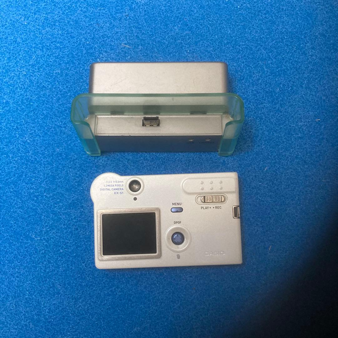 CASIO EXILIM デジタルカメラ 充電器・ドック付き