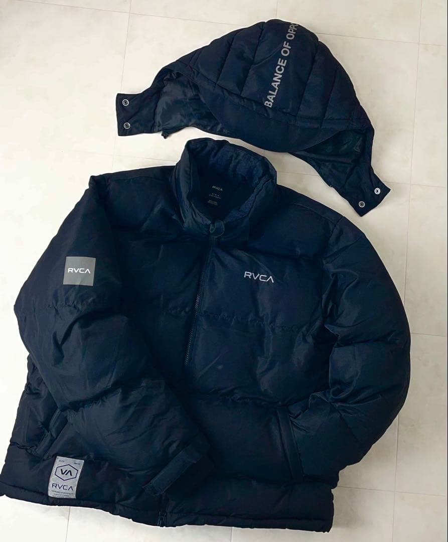 【希少コラボモデル2024美品✨】RVCA✕AZULパファージャケット ブラック
