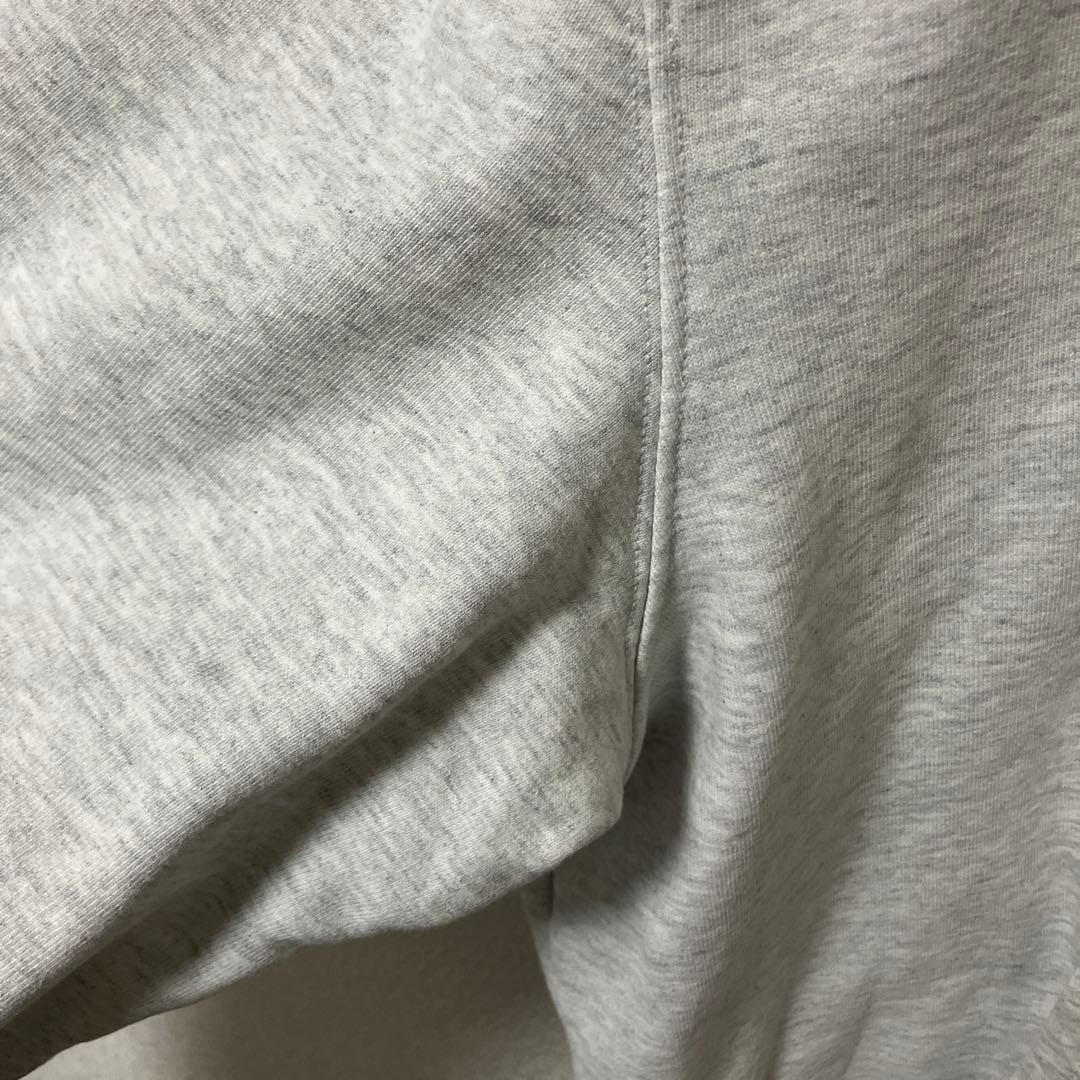 美品　ステューシー　Stussy グレー パーカー 折れ王冠ロゴ