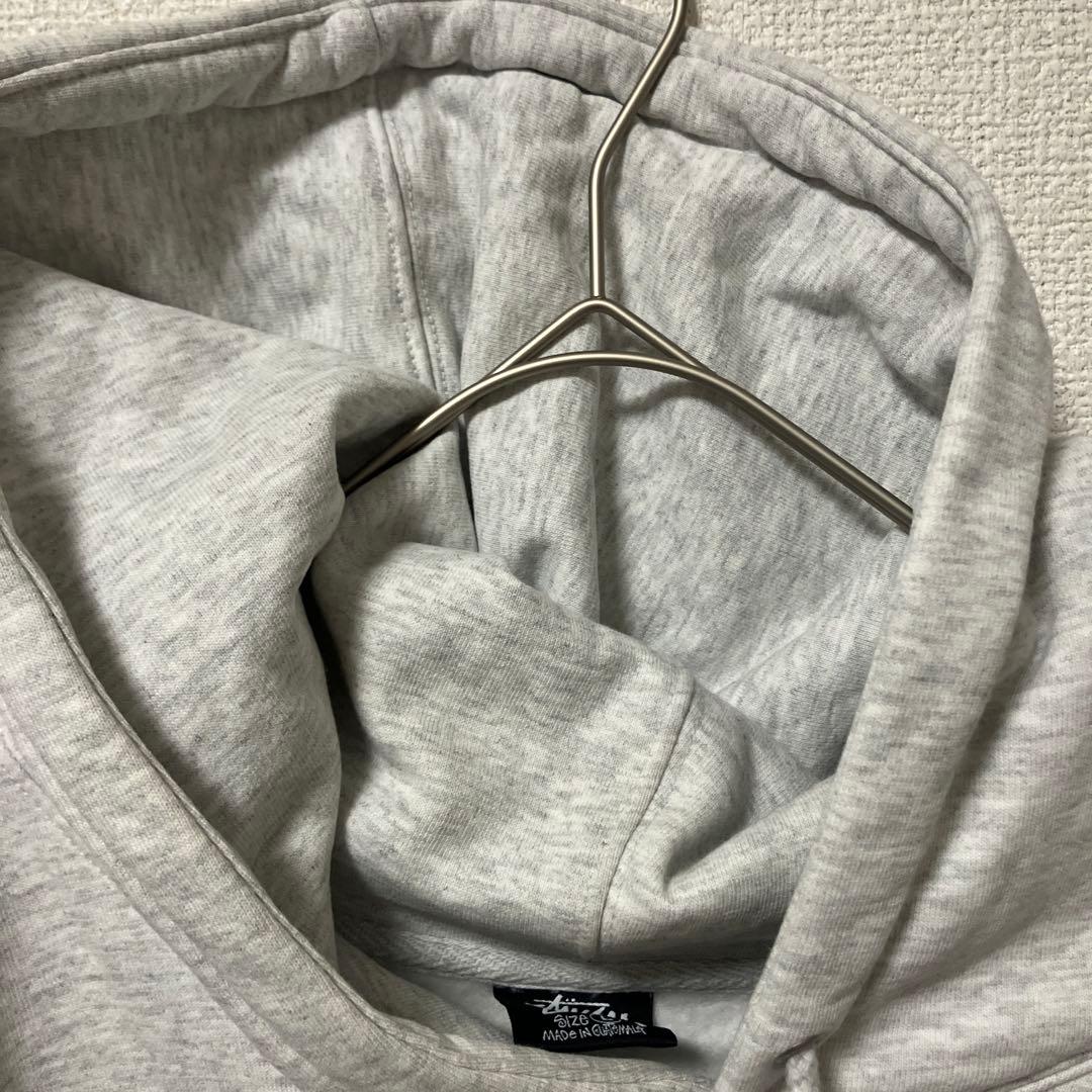美品　ステューシー　Stussy グレー パーカー 折れ王冠ロゴ
