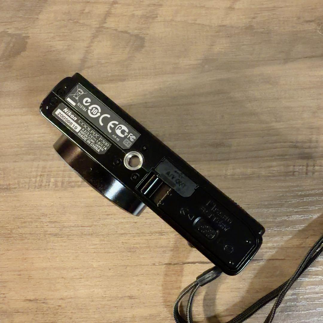 Nikon COOLPIX P300 デジカメ　箱あり