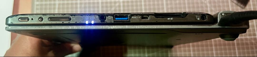 TOSHIBA ウルトラブック 2 in 1 Windows10Pro