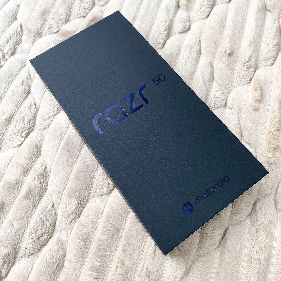 Motorola razr 50（モトローラ レイザー50）SIMフリー512G