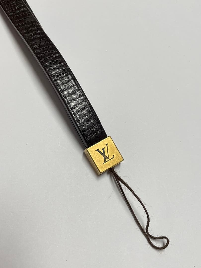 【匿名配送】LOUIS VUITTON レザー　ロングストラップ　❤︎