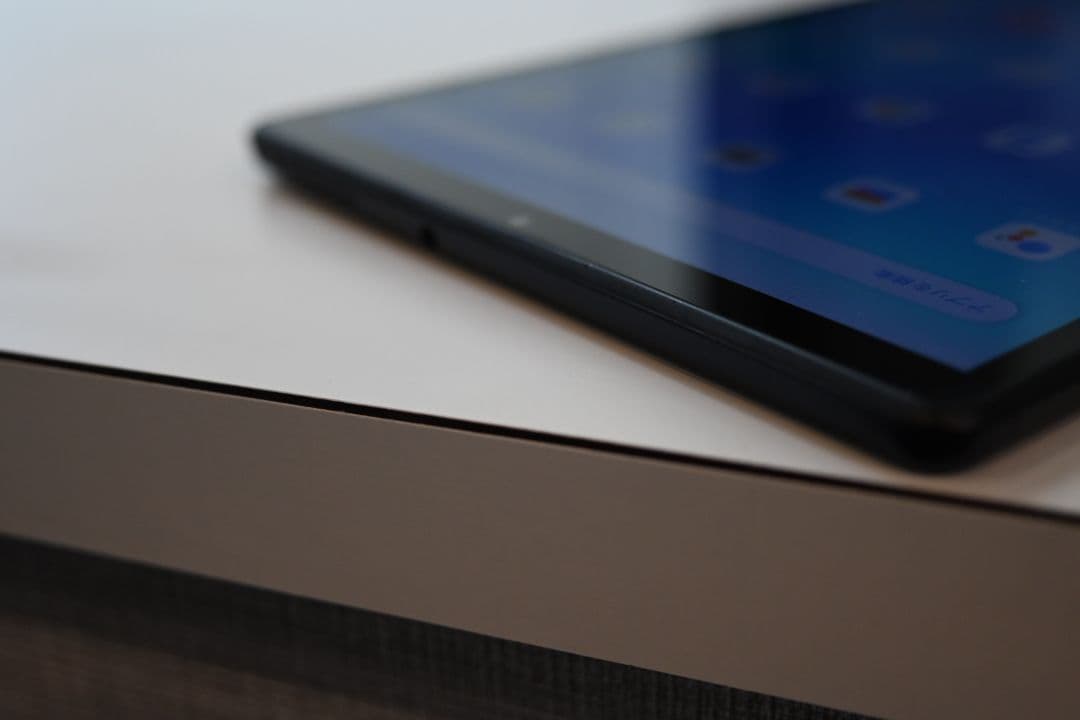 Lenovo Tab K10　端末本体