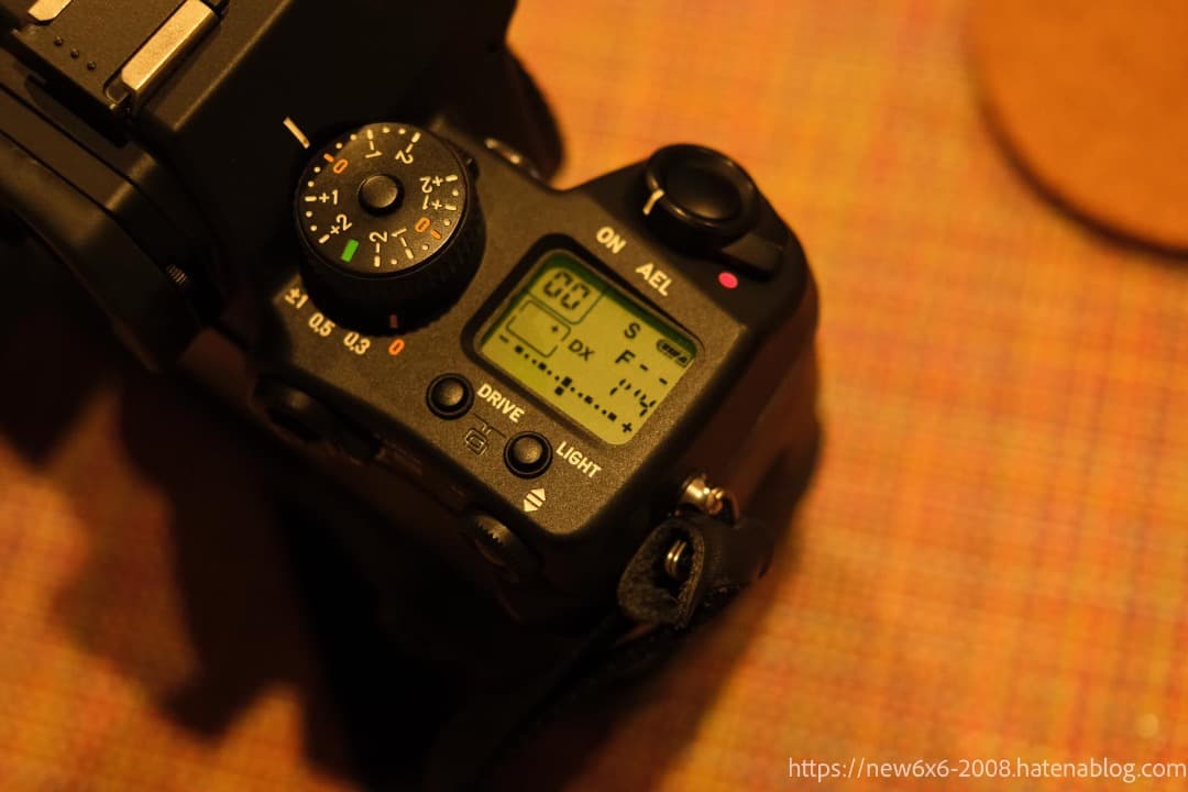 CONTAX N1 ボディ レンズ２本＋バッテリーホルダー（縦位置グリップ）