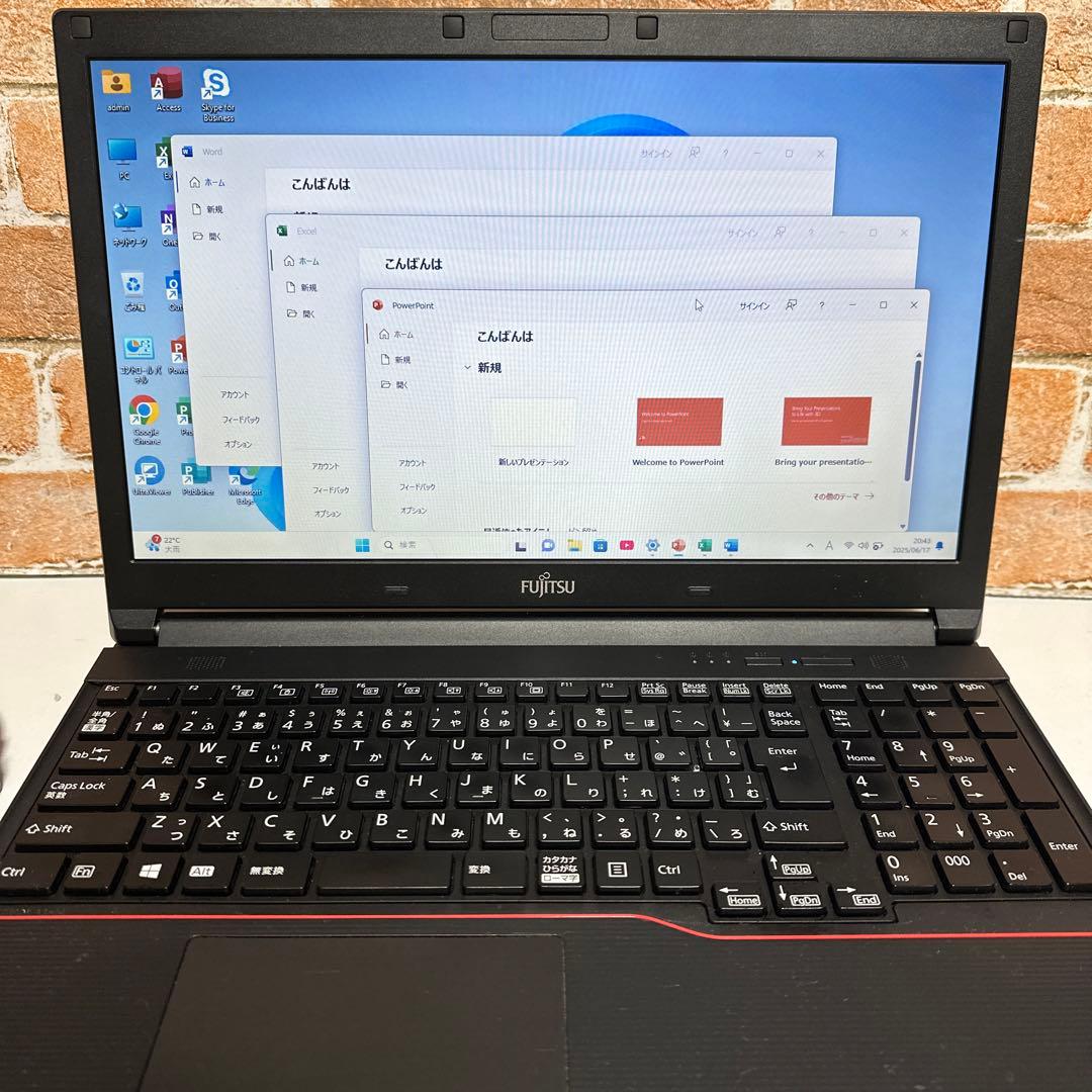 富士通ノート PC メモリ8GB Blutebooth有り　オフィス2024年