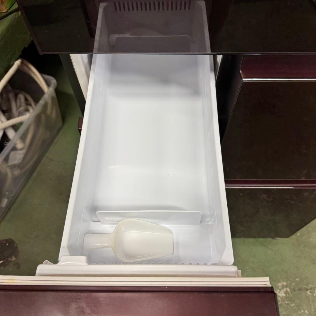 277 冷蔵庫　大型　グラデーションカラー　500L強　右開き　極美品　関東配送