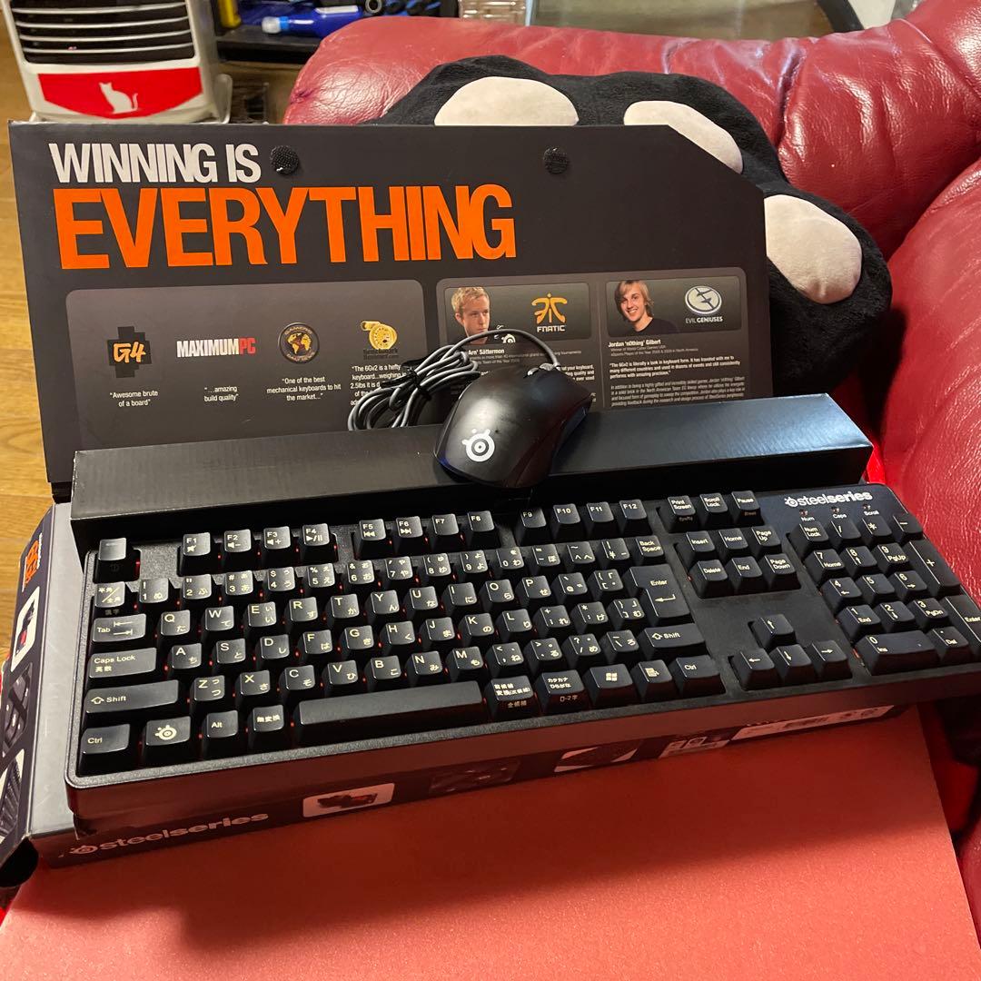 起動確認済み。￼SteelSeries キーボード本体とマウスセット