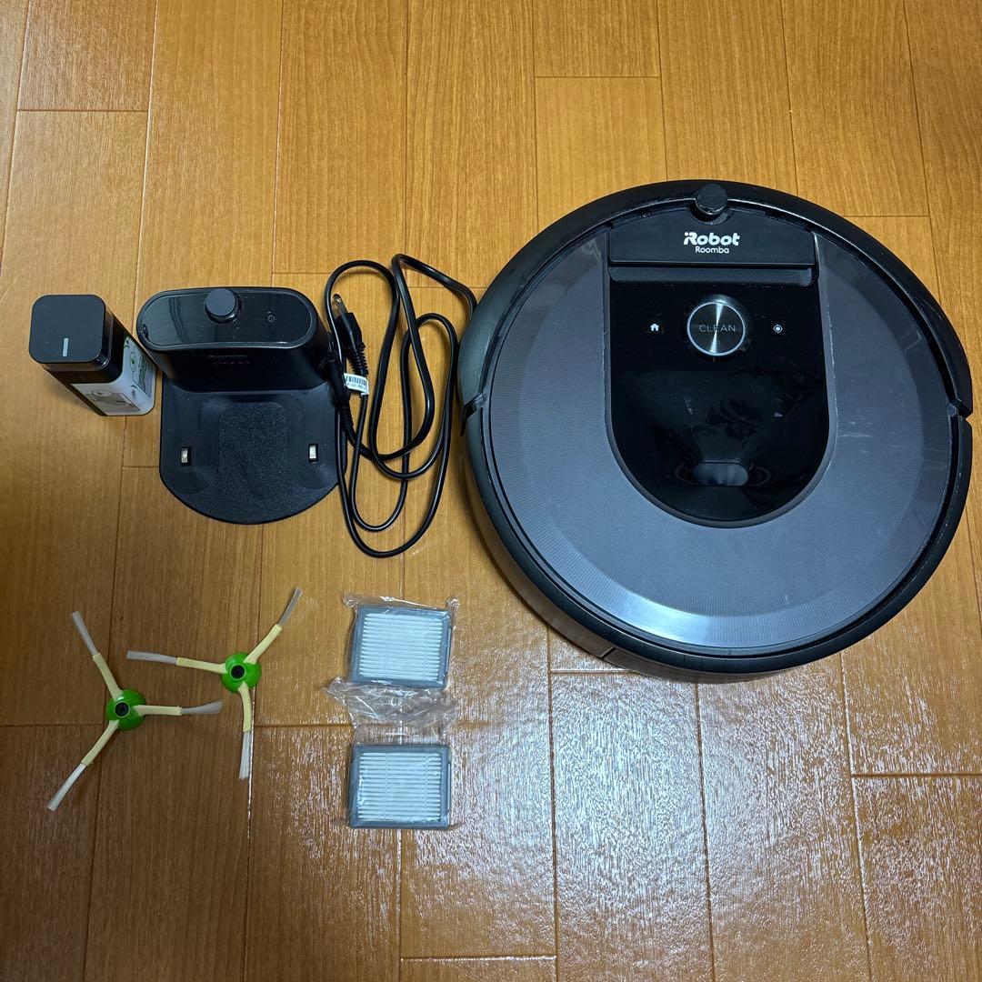 iRobot Roomba i7 本体と付属品 ルンバ