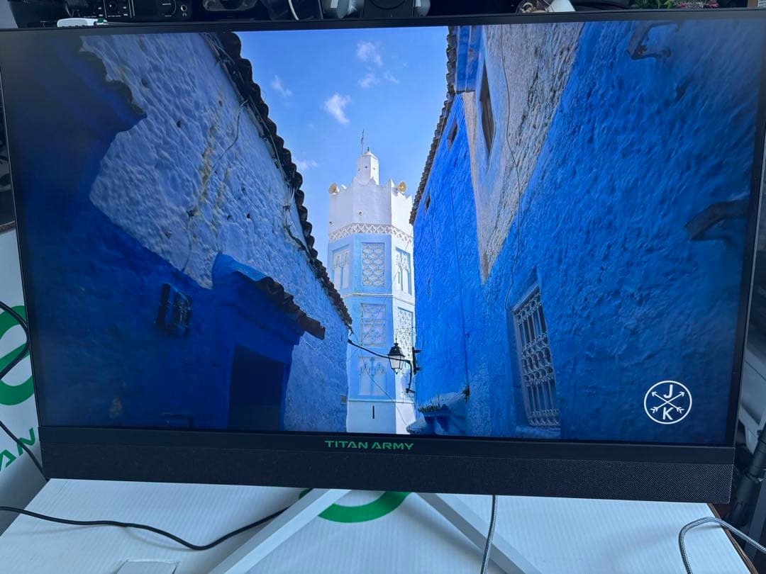 ディスプレイ・モニター本体 TITAN ARMY M27E6V-PRO