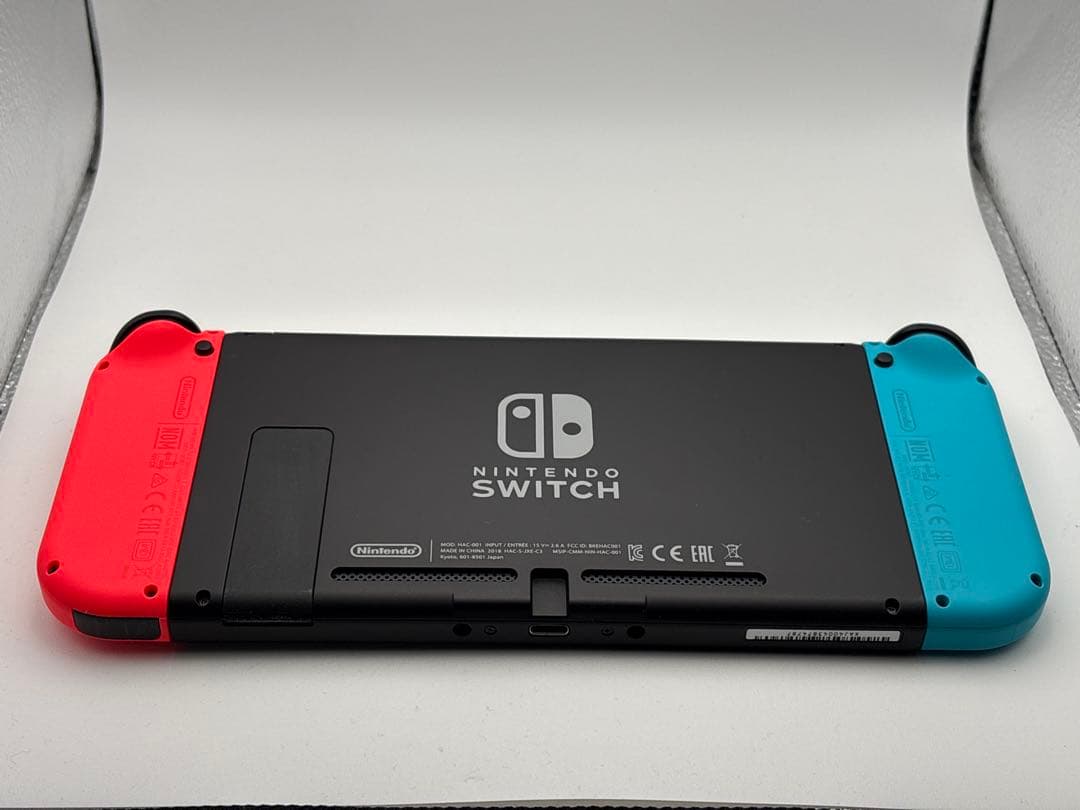 Nintendo Switch本体