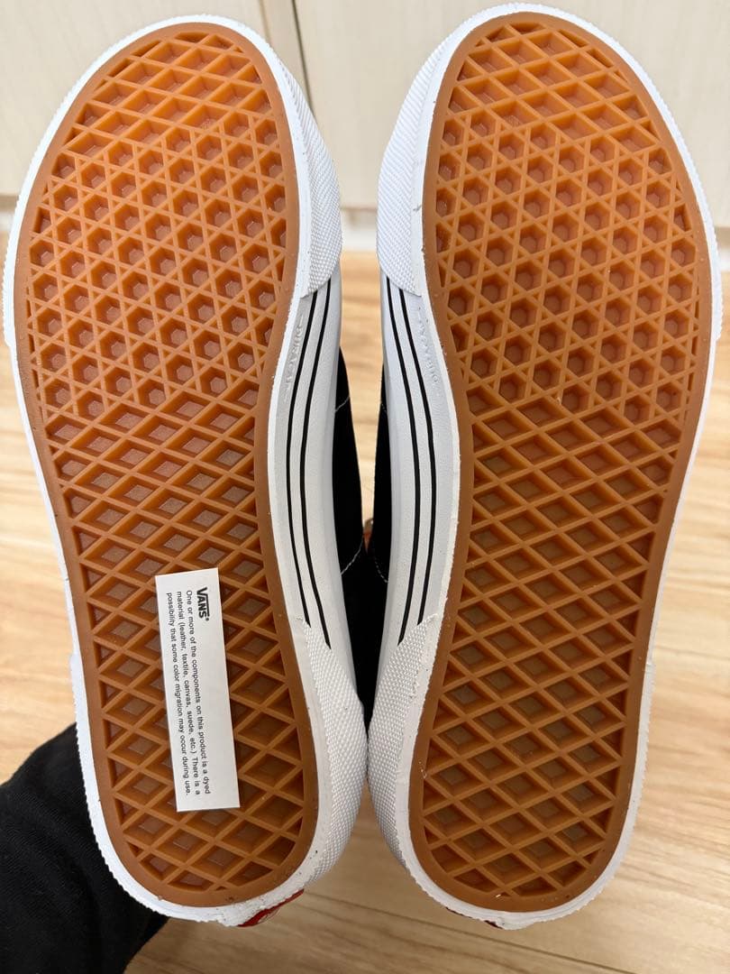新品未使用VANS スニーカー ブラック Supremeコラボ