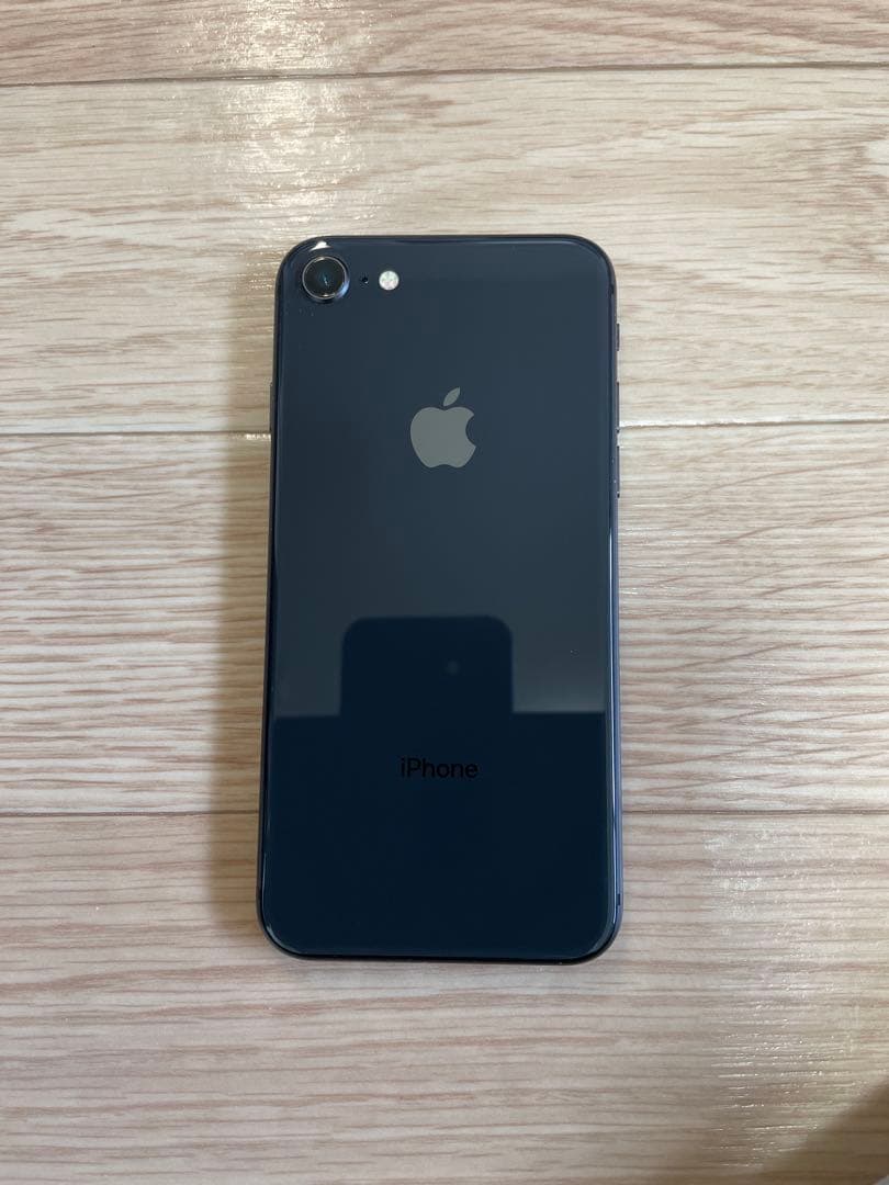 Apple iPhone 8 箱付き