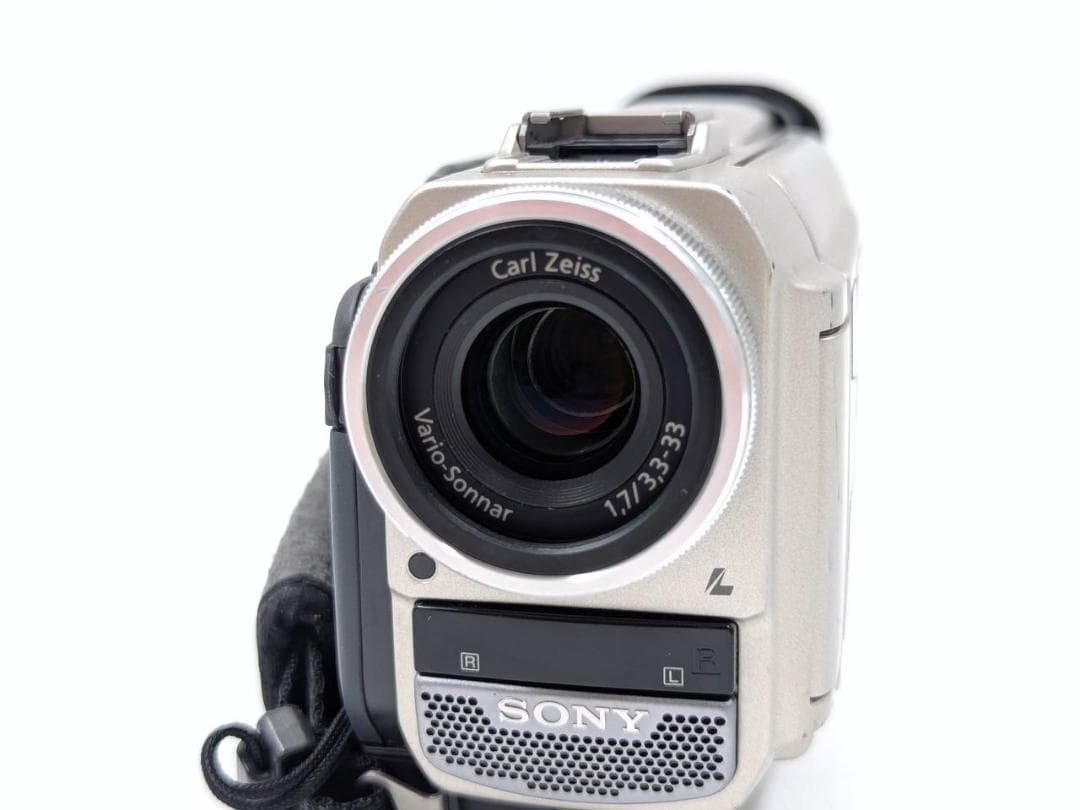 miniDVのダビングに！ SONY ビデオカメラ DCR-TRV10 01