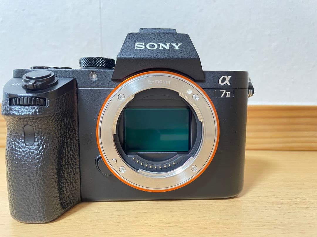 【最終値下げ】SONY α7IIミラーレス一眼ボディ+標準レンズ+純正バッテリー