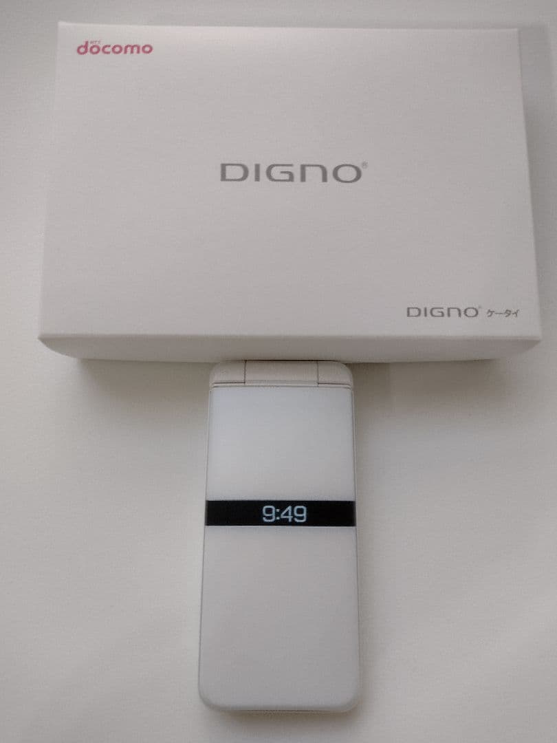 DINGOケータイ KY-42C 本体 白 ドコモ