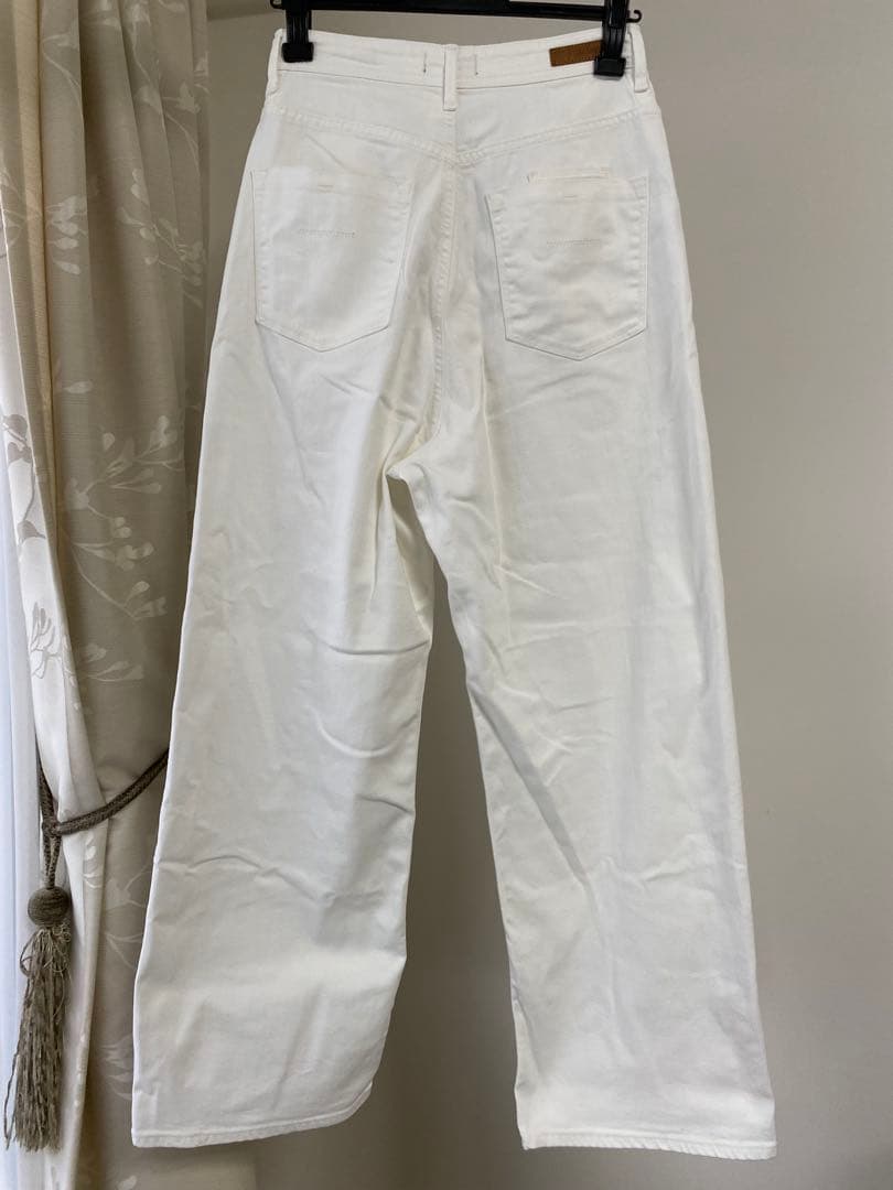 children　YANUKルーズストレートJOANホワイト27