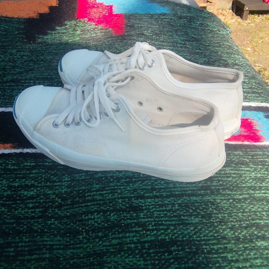 ホワイト スニーカー