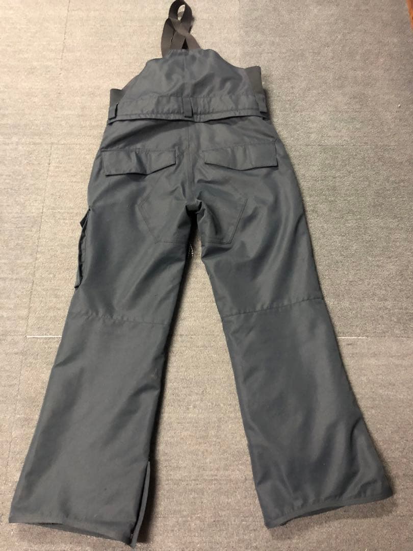 VOLCOM １７０サイズ 子ども用スノーボードウェア セット