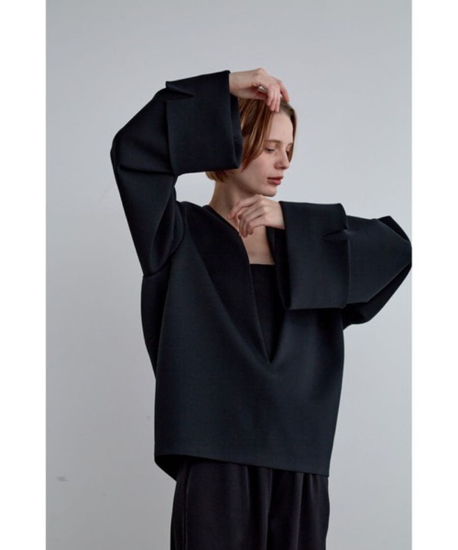 【未使用】LE PHIL ルフィル スキューバジャージーブラウス ブラック