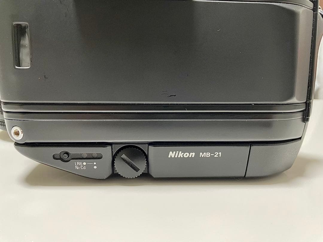 Nikon F4 美品MB-21 ボディ+ AF NIKKOR レンズ2本セット