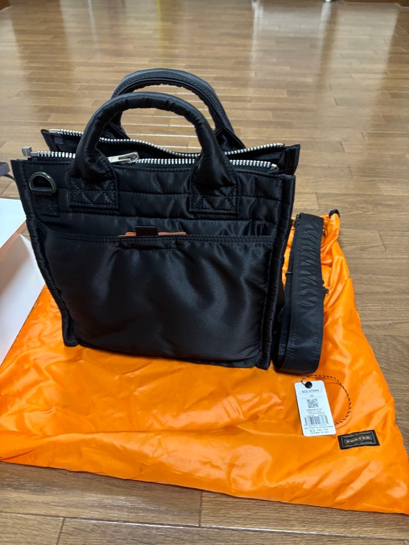 PORTER TANKER SQUARE TOTE BAG ブラック