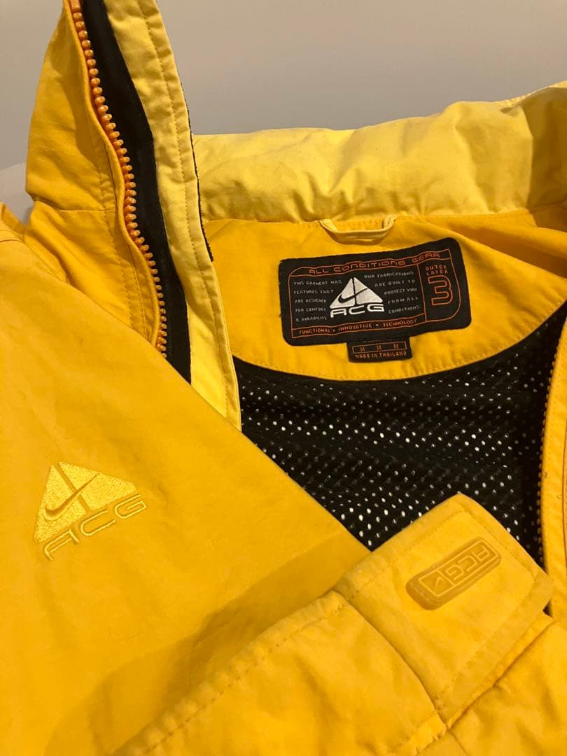 ナイキ Nike ACG アウトドアウェア Mサイズ