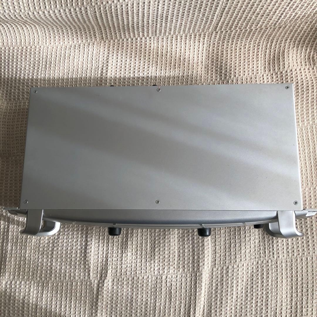 BEHRINGER iNUKE NU1000 ステレオパワーアンプ ジャンク