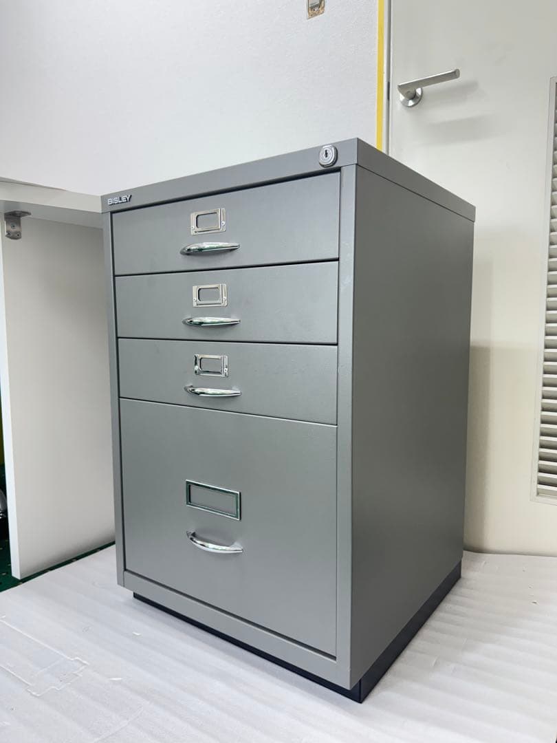 【引き取り限定】ビスレー BISLEY キャビネット グレー 4段