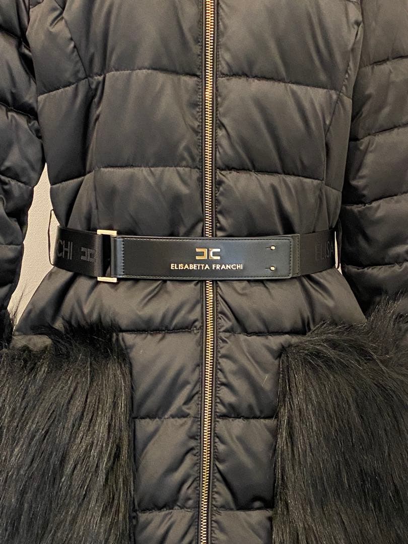 【美品】エリザベッタ・フランキ、デザイン、ダウンコート、定価15万円