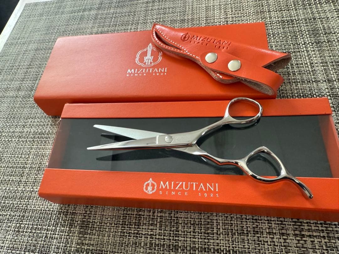 【美品】MIZUTANI ミズタニ fit カットシザー　5.5インチ